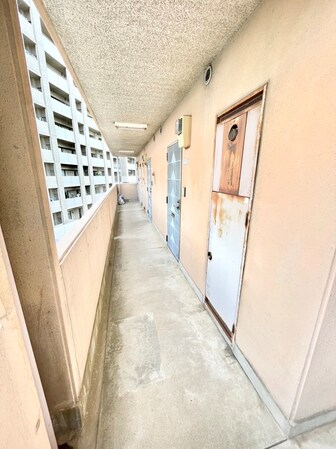 マンション葉山自由ヶ丘の物件外観写真